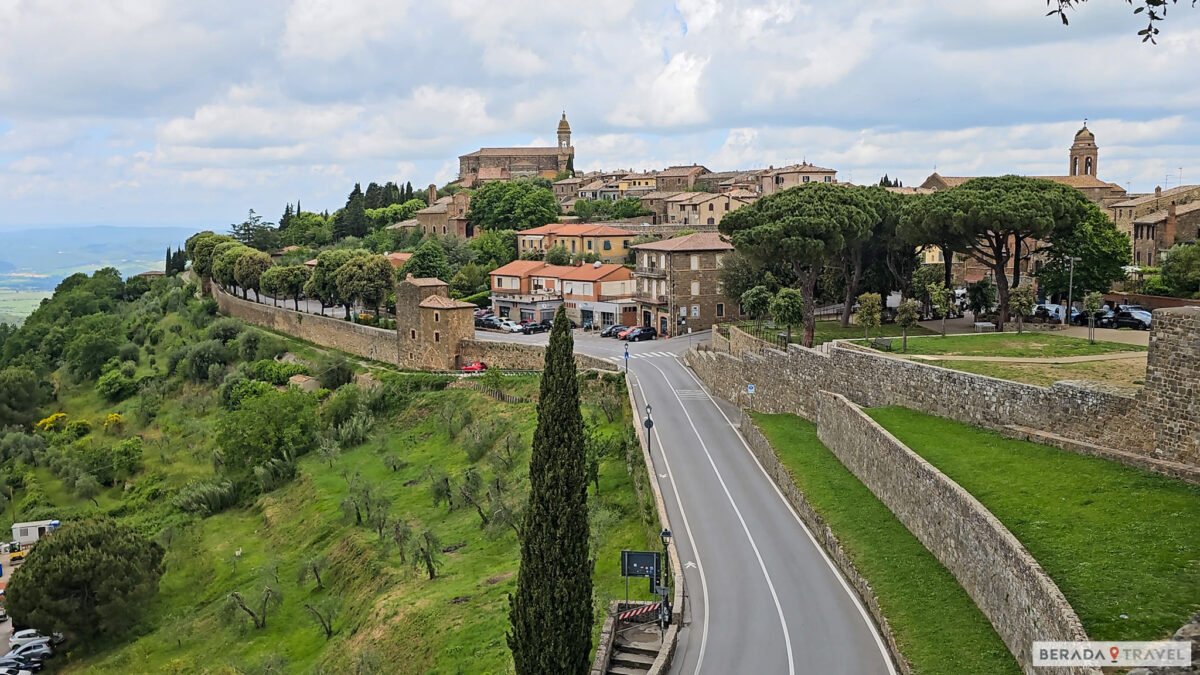 Vista para a cidade de Montalcino