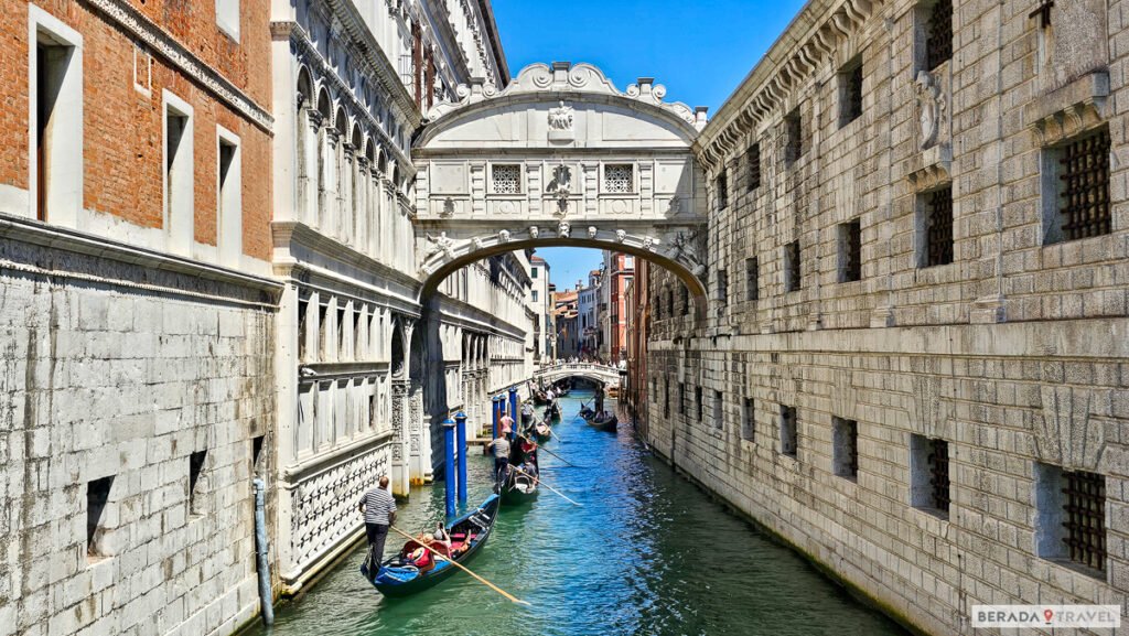 Ponte dos suspiros em Veneza