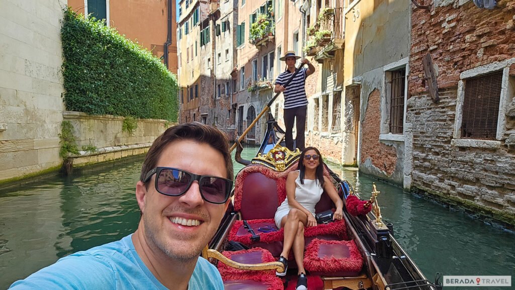 Passeio de Gôndola por Veneza