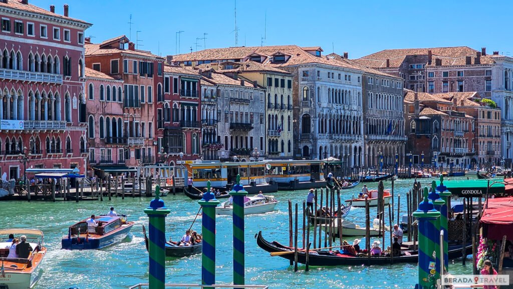 Vista incrível do Grande Canal em Veneza.