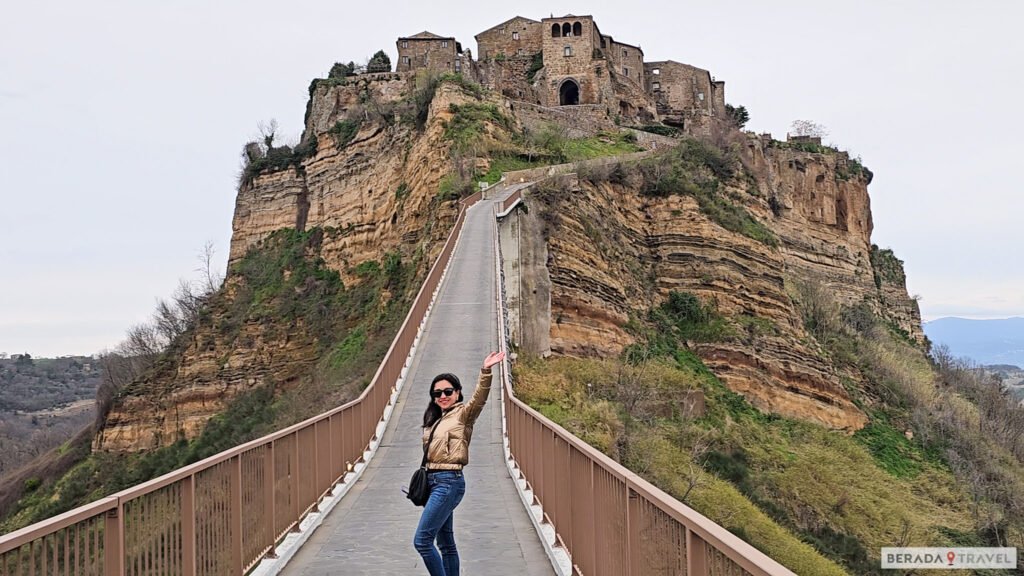 Ponte para chegar até a Civita di  Bagnoregio