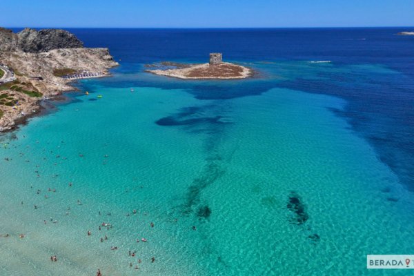 Praia La Pelosa, Sardenha