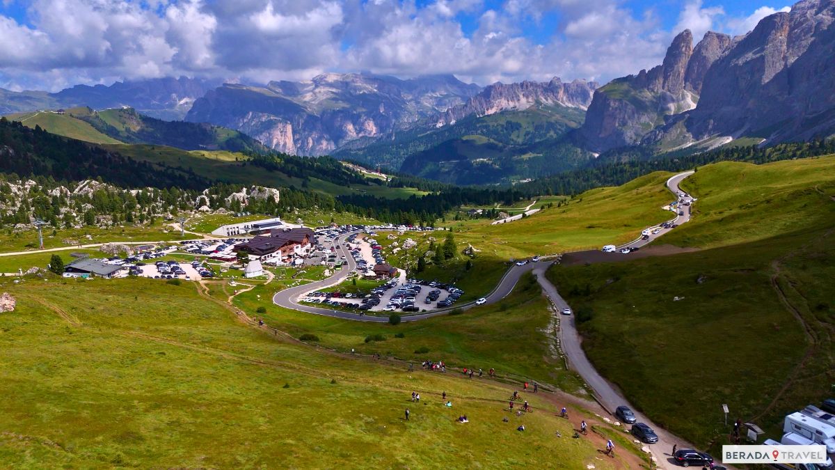 Imagem Drone: Passo Sella